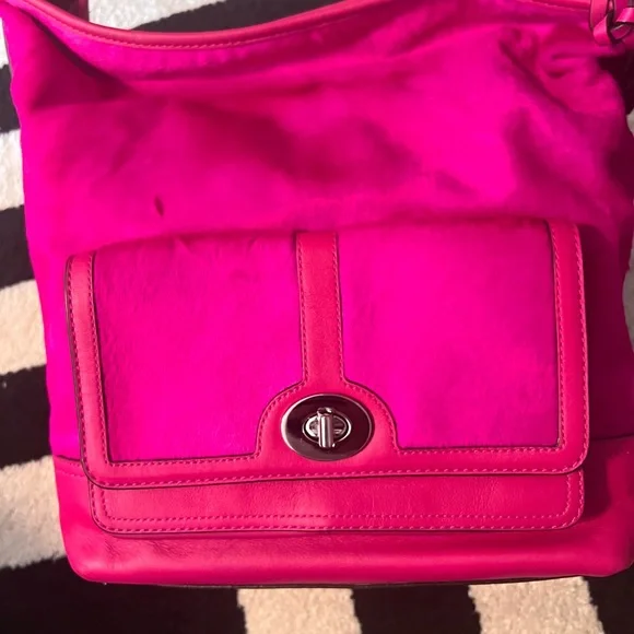 EUC Coach Large Haircalf & Leather Duffle Bag - Picture 5 of 16